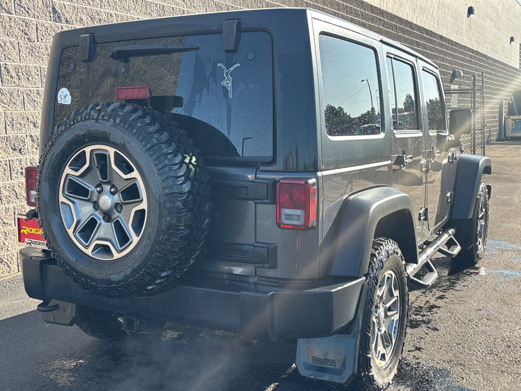 Used 2017 Jeep Wrangler Unlimited Rubicon w/ Connectivity Group AWD/4WD image 6