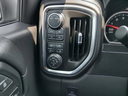 Used 2021 Chevrolet Silverado 1500 High Country w/ Z71 Off-Road Package AWD/4WD image 21