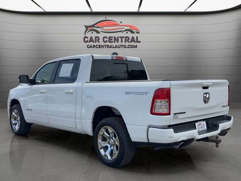 Used 2022 RAM 1500 Big Horn AWD/4WD image 3
