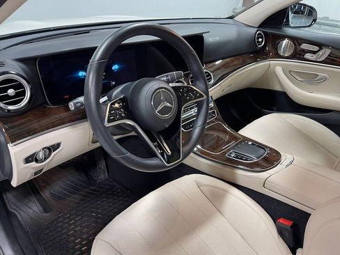 Used 2022 Mercedes-Benz E 350 4MATIC Sedan image 21