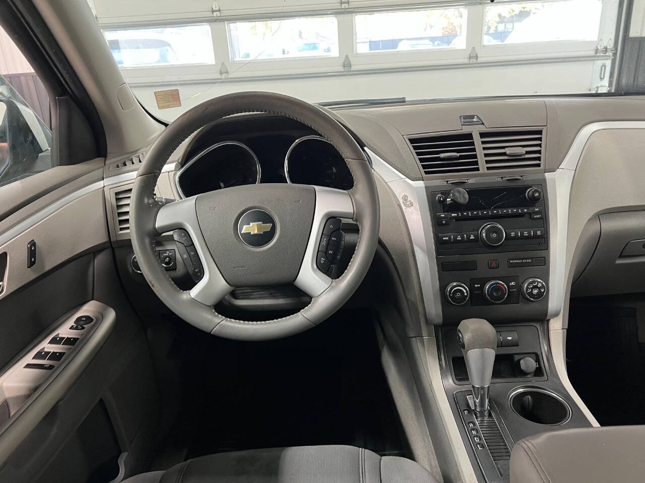 Used 2012 Chevrolet Traverse LS FWD image 8