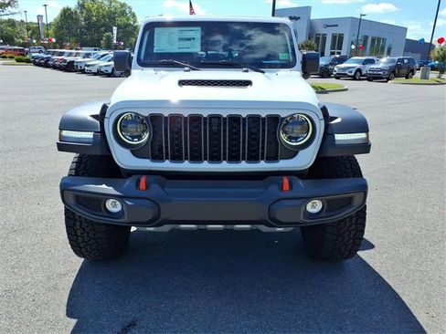 New 2025 Jeep Gladiator Mojave w/ Safety Group image 9
