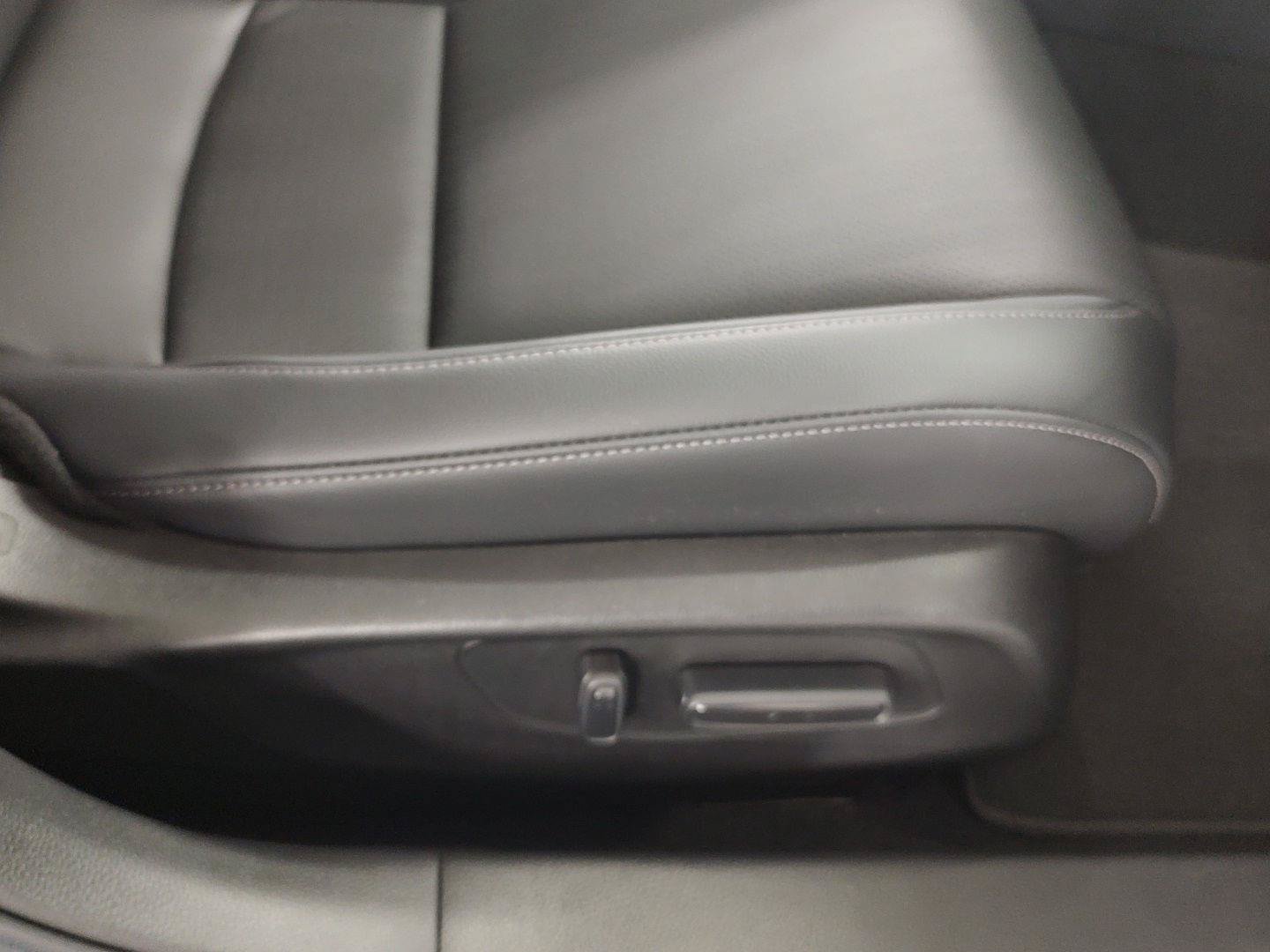 Certified 2024 Honda Civic Touring image 5