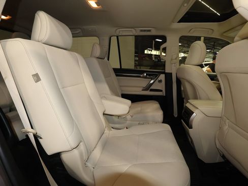 Used 2023 Lexus GX 460 Premium AWD/4WD image 27
