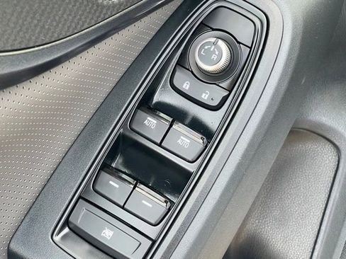 Certified 2022 Subaru Crosstrek 2.5i Sport w/ Moonroof Package image 16