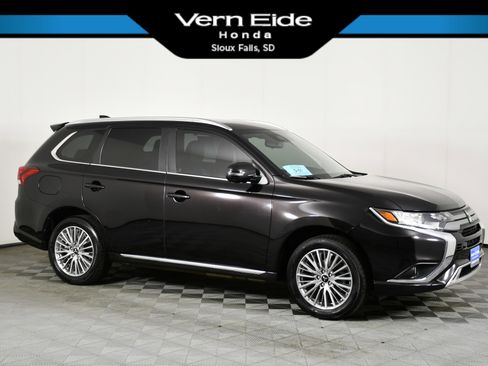 Used 2020 Mitsubishi Outlander SEL image 1