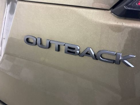 Used 2024 Subaru Outback Onyx Edition image 12