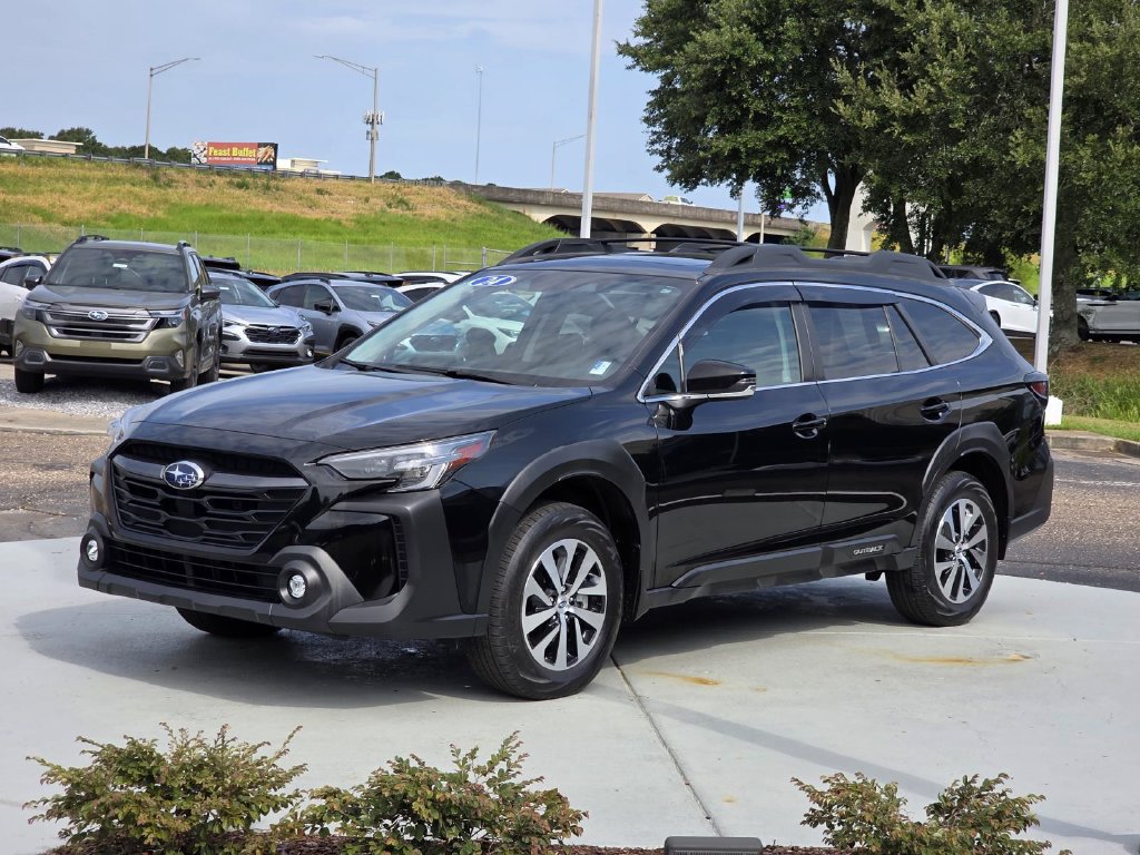 Used 2024 Subaru Outback Premium AWD/4WD image 7