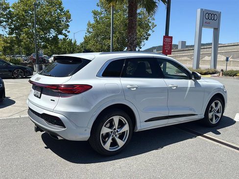 Used 2025 Audi Q5 Prestige AWD/4WD image 6