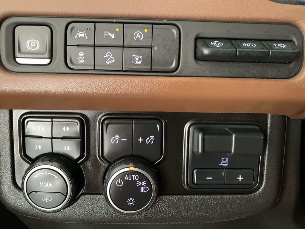 Used 2023 Chevrolet Tahoe High Country AWD/4WD image 35