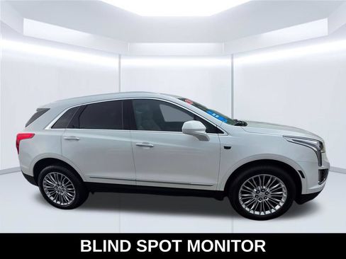 Used 2018 Cadillac XT5 Luxury w/ Driver Awareness Package FWD image 8