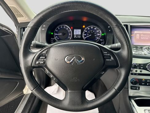 Used 2014 INFINITI Q60 Journey w/ Premium Package RWD image 29