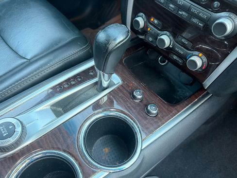 Used 2014 Nissan Pathfinder Platinum w/ Platinum Premium Package AWD/4WD image 18