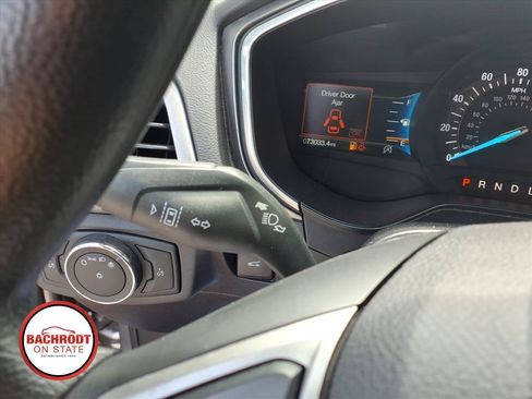 Used 2020 Ford Fusion SE FWD image 18