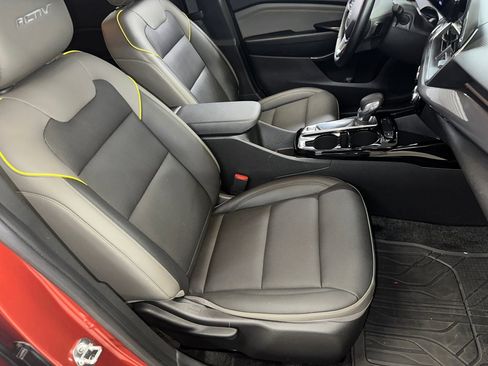 Certified 2024 Chevrolet Trax ACTIV image 30