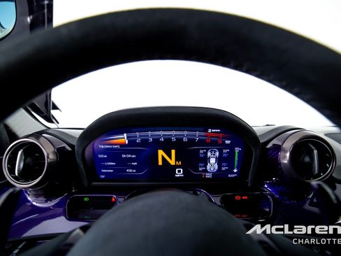 Used 2019 McLaren Senna RWD image 14