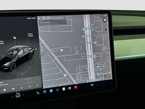 Used 2023 Tesla Model Y Long Range AWD/4WD image 21