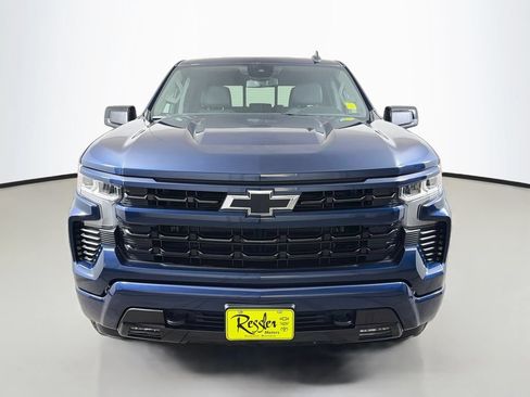 Used 2023 Chevrolet Silverado 1500 RST AWD/4WD image 2
