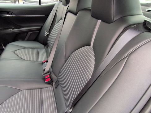 Used 2024 Toyota Camry SE w/ Convenience Package image 31