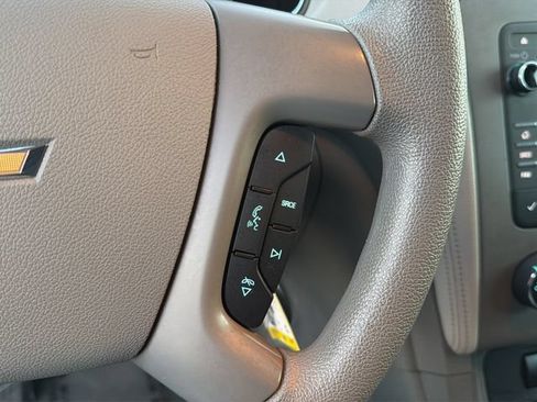 Used 2016 Chevrolet Traverse LS FWD image 24