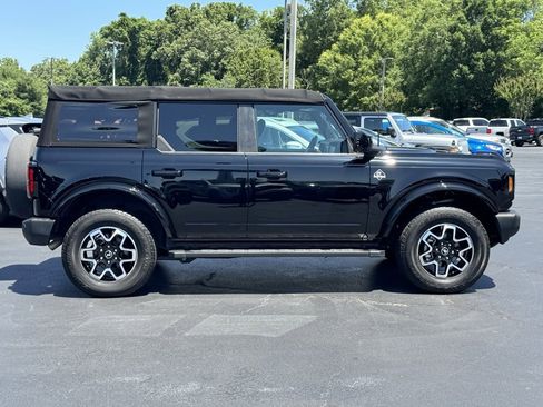 Used 2023 Ford Bronco Outer Banks image 4