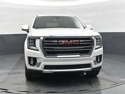 Used 2022 GMC Yukon SLT w/ SLT Luxury Package image 9