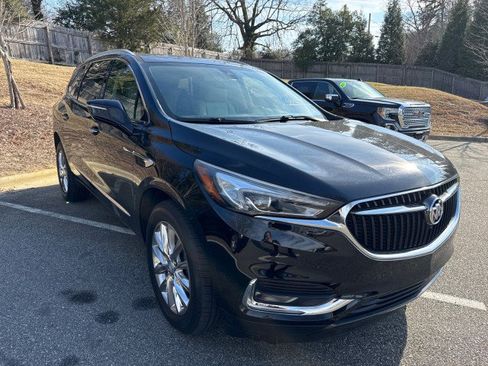 Used 2018 Buick Enclave Premium w/ Experience Buick Package image 1