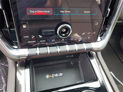 New 2026 GMC Yukon Elevation image 23