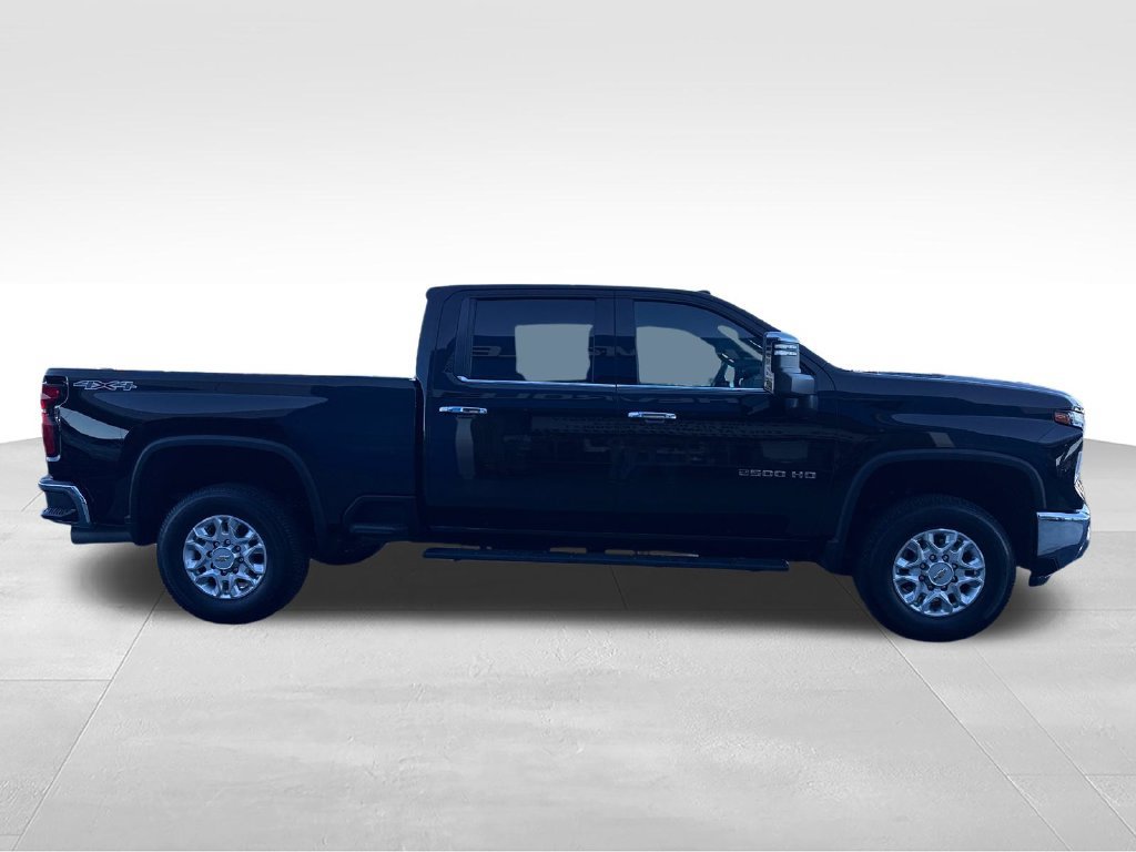 Used 2024 Chevrolet Silverado 2500 LTZ w/ LTZ Convenience Package AWD/4WD image 7