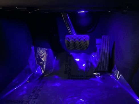 Used 2023 Mercedes-Benz EQS 580 4MATIC Sedan image 37