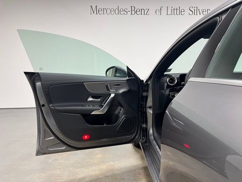 Used 2025 Mercedes-Benz CLA 250 4MATIC image 17
