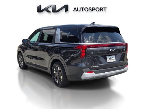 Certified 2026 Kia Carnival LXS FWD image 10