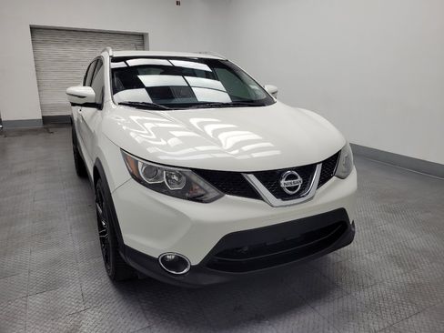 Used 2017 Nissan Rogue Sport SL FWD image 13