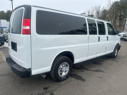 Used 2019 Chevrolet Express 3500 LS image 5