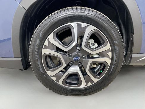 Used 2025 Subaru Ascent Touring w/ Popular Package #2 image 31