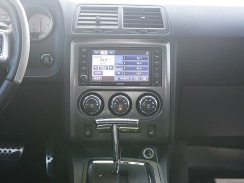 Used 2014 Dodge Challenger R/T RWD image 21