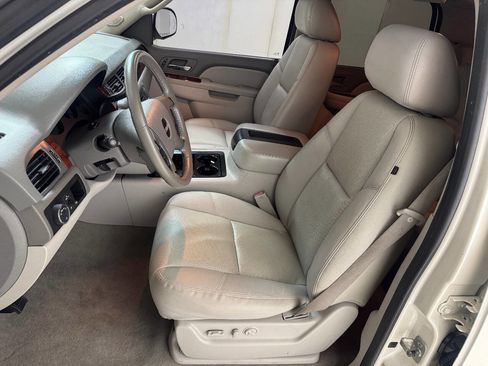 Used 2010 GMC Yukon SLT image 47