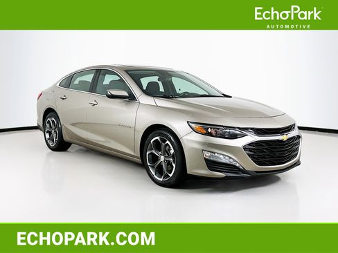Used 2024 Chevrolet Malibu LT image 1