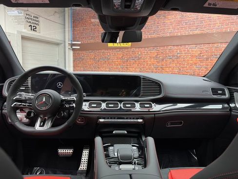 New 2025 Mercedes-Benz GLE 53 AMG 4MATIC Coupe image 12