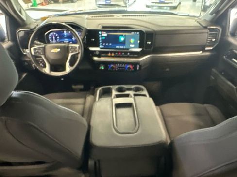 Used 2023 Chevrolet Silverado 1500 LT AWD/4WD image 15
