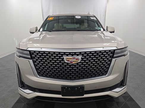 Used 2023 Cadillac Escalade Premium Luxury AWD/4WD image 10