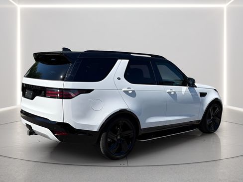 Certified 2025 Land Rover Discovery Dynamic SE AWD/4WD image 5