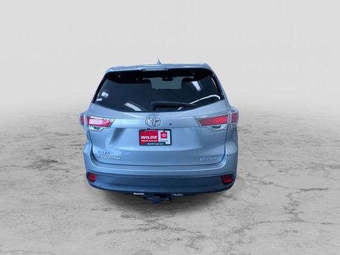 Used 2015 Toyota Highlander XLE image 9