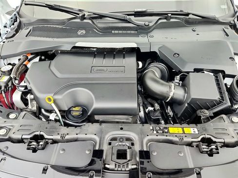 New 2025 Land Rover Range Rover Evoque S image 33