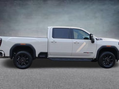 New 2026 GMC Sierra 2500 AT4 w/ LPO, Black Badging Package AWD/4WD image 2