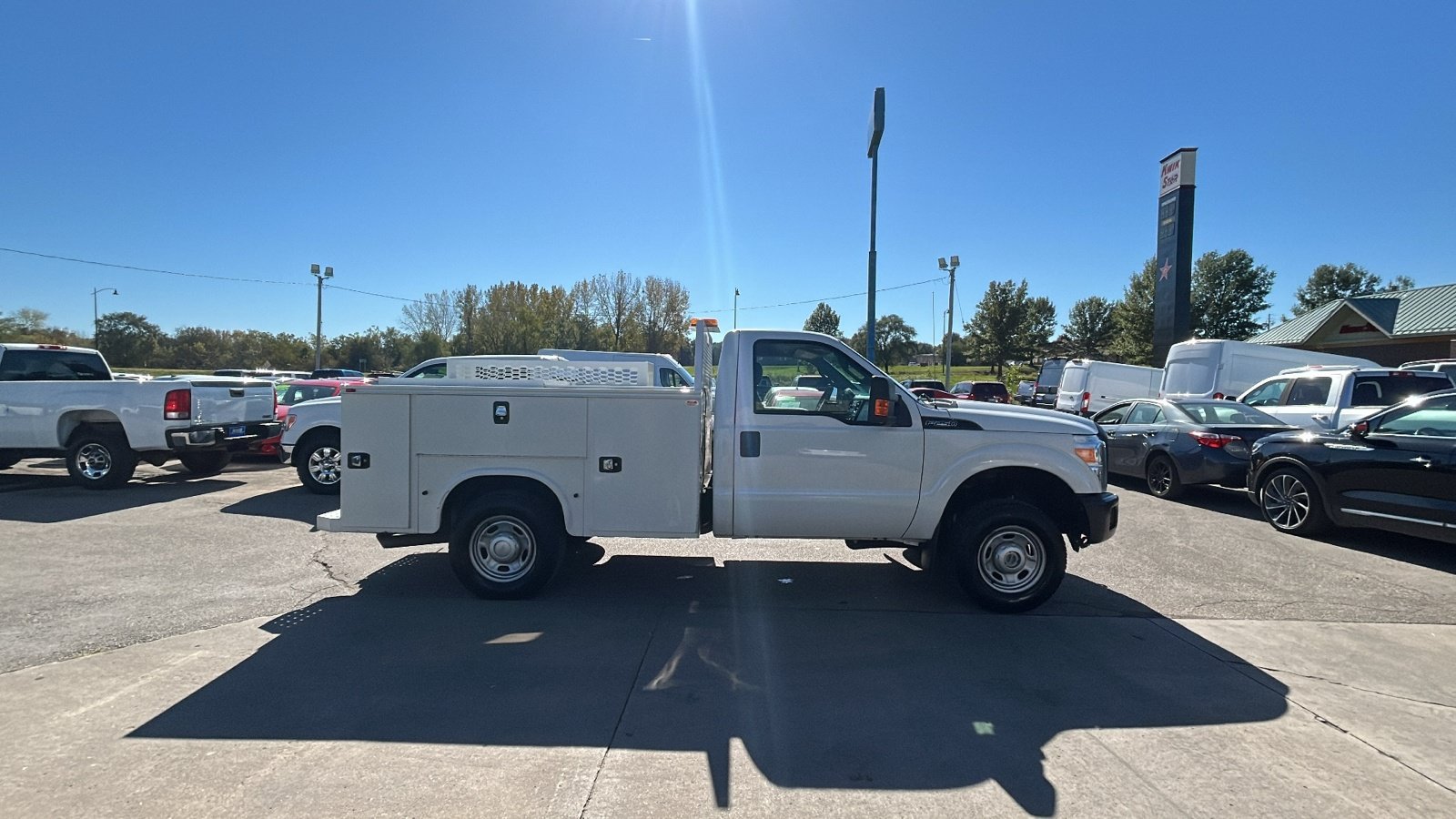 Used 2016 Ford F250 XL w/ Power Equipment Group AWD/4WD image 7