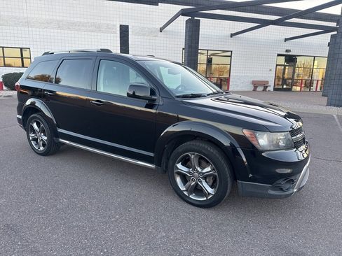 Used 2017 Dodge Journey Crossroad image 2