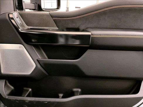 Used 2024 Ford F350 Platinum image 23