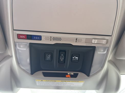 Used 2019 Subaru Forester Touring AWD/4WD image 40