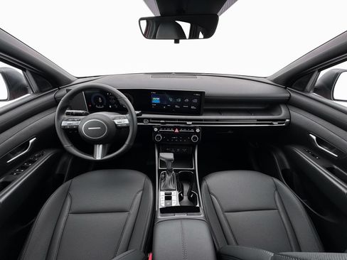 New 2026 Hyundai Tucson XRT FWD image 13